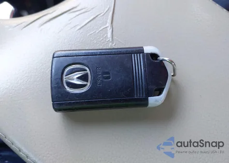 2013 Acura Ilx 2.0L z USA, uszkodzony, nr VIN 19VDE1F75DE012244